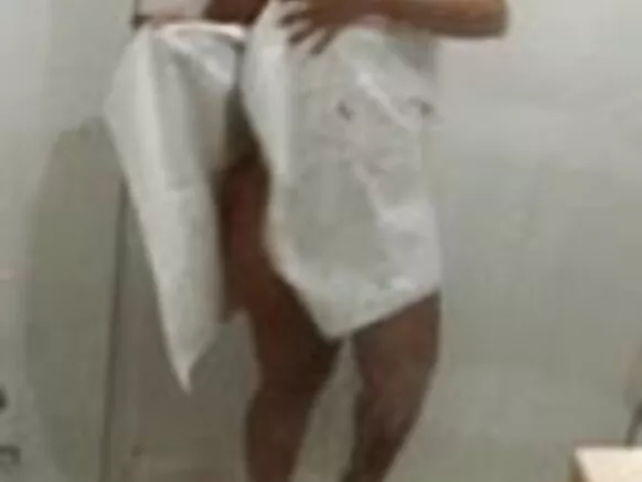 Desi Dame ni gbese nla kẹtẹkẹtẹ ni gbese fidio blue gordita latina latina kẹtẹkẹtẹ ore iwe