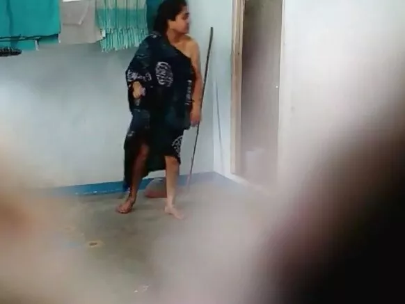 Aunty sunita ni kikun sexy ni ede Gẹẹsi 5