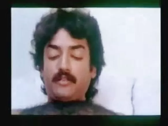 Bharat Shakeela Si nmu Topless English ni gbese Video Aworan Blue