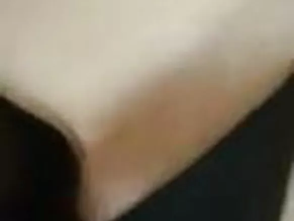 Blanca MILF ko le duro akukọ lile mi