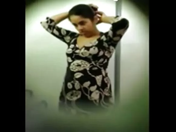 Desi Katrina Kaif Sexy Film Indian Bhabhi mu nipasẹ ẹgbọn arakunrin pẹlu oju titiipa