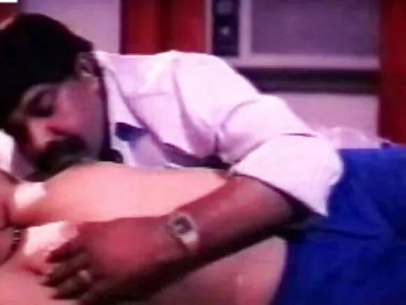 Bollywood mallu romance bf ni gbese film a ite b movie fun awọn agbalagba
