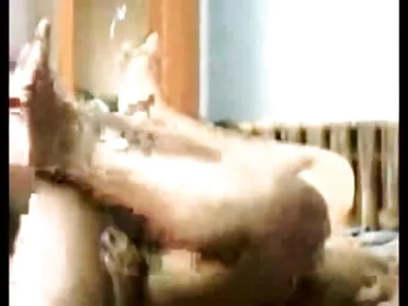 Sexy ńlá oyan india Bangalore milf olubwon buru jai nipa rẹ omokunrin ni hindi ni gbese movie HD