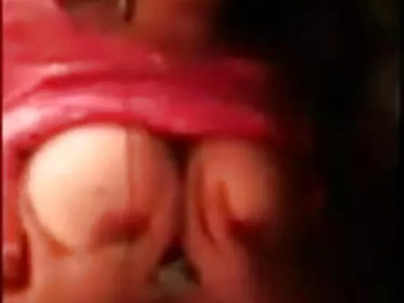 Ni gbese Paki ọdọmọkunrin fihan ni pipa tobi ọdọmọkunrin ori omu ninu rẹ ni gbese movie fidio ibalopo skype