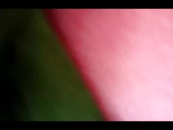 Fidio ti ara ẹni bangla desi ti o ya aworan ni gbese ni ede Gẹẹsi awọn ọmu ati obo ni obo baluwe ni iwẹ 2