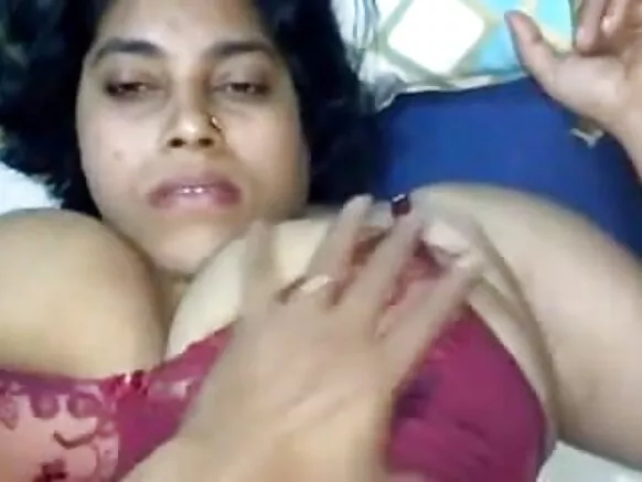 Indian aunty ibalopo show ni gbese movie fidio.