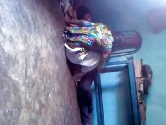 Desi tọkọtaya fokii ni farasin iyẹwu