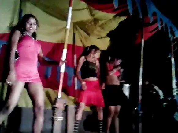 Tamil mujra girl fifi rẹ obo fun awọn enia ni gbese movie