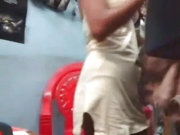 Desi tọkọtaya lero itura ni bf hindi ni gbese film mobile