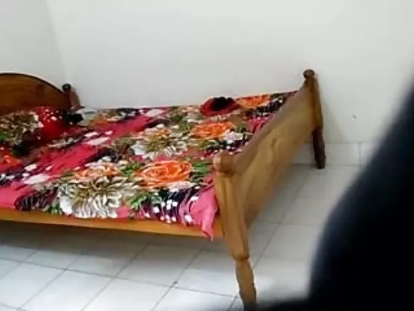 Desi girl ti o farapamọ Desi ti o farapamọ ni gbese fidio fiimu Gẹẹsi Gẹẹsi 1