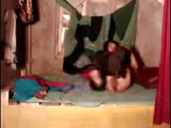 Desi aunty ni gbese aládùúgbò Desi chudai 2 movie