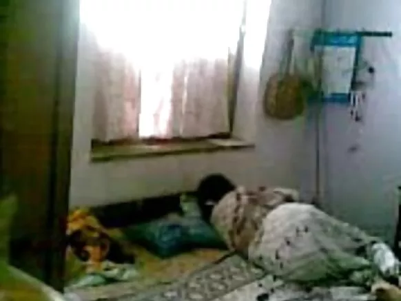 Iyawo Bangla Desi ti n ju ​​fart nikan ni ile ede geesi movie hd 54