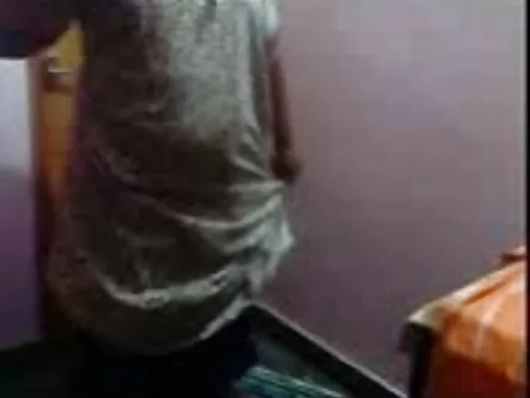 Fọto sexy mi fiimu fiimu hindi aunty aunty 3