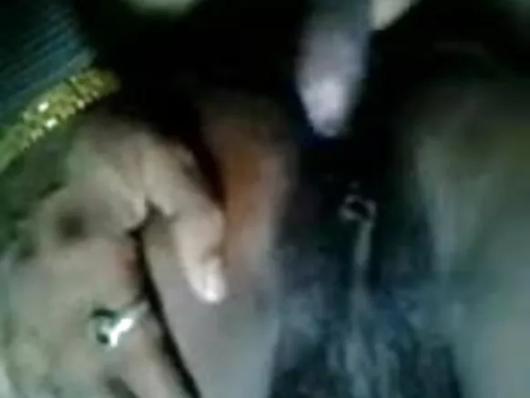 Fiimu fidio ti o ni gbese mi bp iyawo india ti ọrẹ mi ti npa nipasẹ akukọ nla mi
