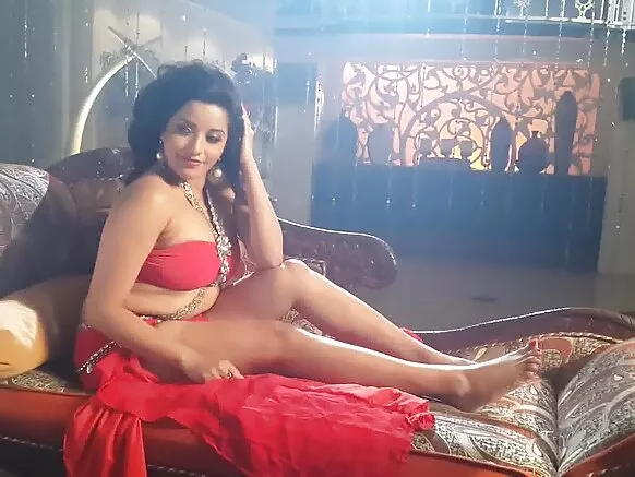 Enikan, jowo se monalisa sexy movie by bollywood lava and fall..