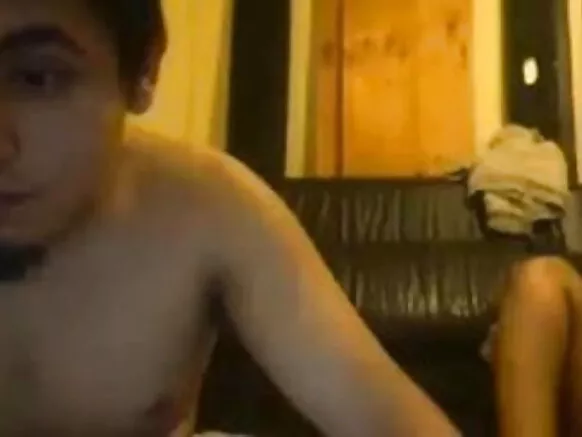 Ọmọbirin South Indian ti o dara kẹtẹkẹtẹ gùn ún lẹwa kẹtẹkẹtẹ blue blue alagbata creampie movie show