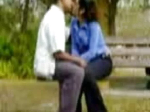 ni gbese English àkọsílẹ movie ibalopo ibalopo ni India