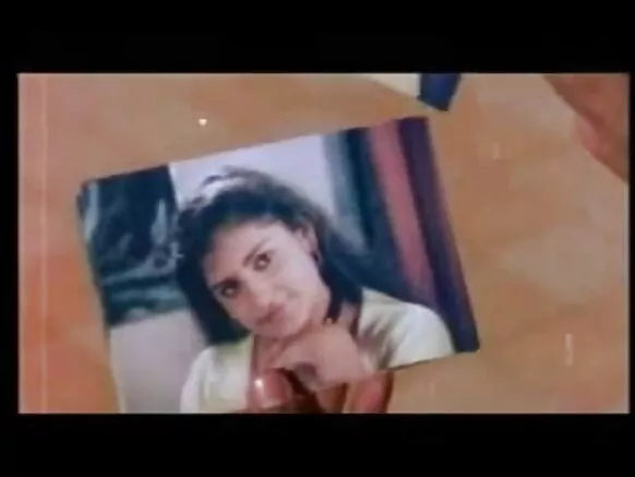 S.Indian ite B ìyí Mallu oṣere Amutha Massage Boobs Mast Sexy Khan