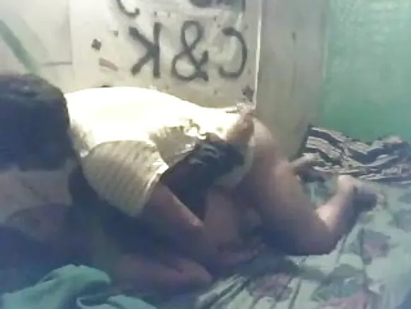 A àìpẹ ti India ibalopo cinima New Indian tọkọtaya