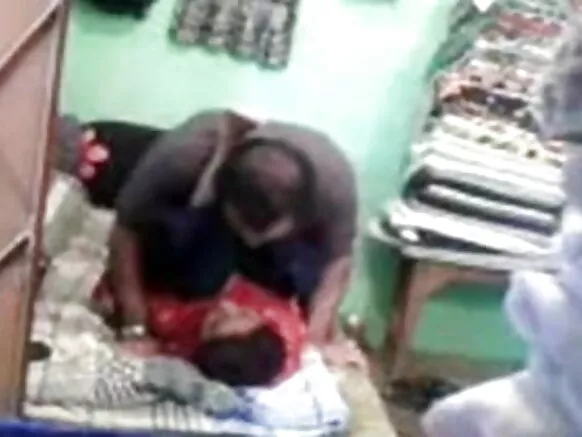 Jeki àgbere lai kikan a lagun 1 ni gbese ìmọ fidio