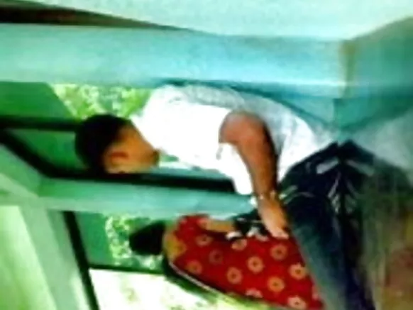 fokii ile-ẹkọ giga bangla ati muyan bangla fokii Gẹẹsi ni gbese fidio full hd