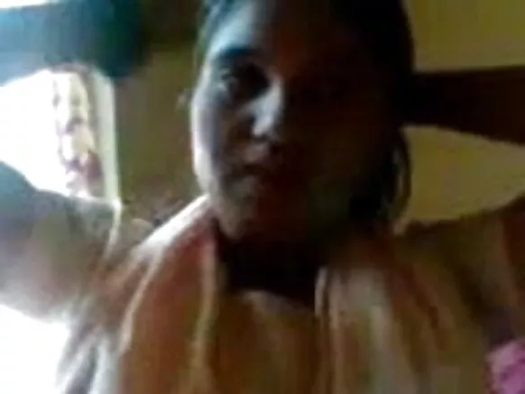 видео ni gbese fidio aṣọ girl