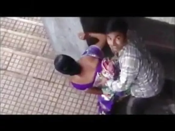 India farasin kamẹra ita ibalopo farasin ita gbangba bollywood ni gbese Fọto