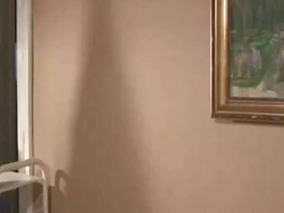 Hijabi Muslima mu àtọ ti akukọ iwọ-oorun inch nla 10, inch nipasẹ inch, aworan fidio ti o ni gbese ni HD