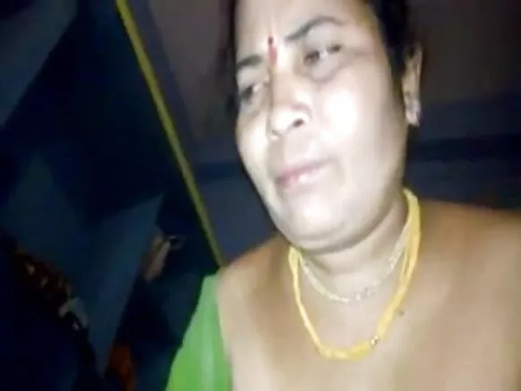 Emi ni desi aunty matura blue ni gbese Fọto