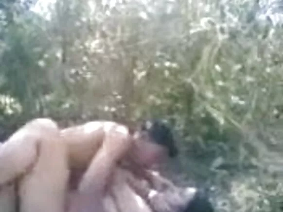 Aunty tetona lati ariwa India nini ibalopo pẹlu ọrẹkunrin rẹ aunty hindi ni gbese hd movie