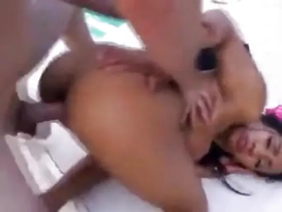Awọn foonu alagbeka jẹ ọna fun awọn iyawo India lati ṣe iyanjẹ ọkọ wọn.