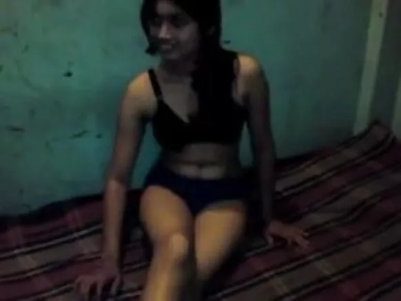 Bangla Desi eranko bulu ni gbese fiimu fifi akukọ si University University