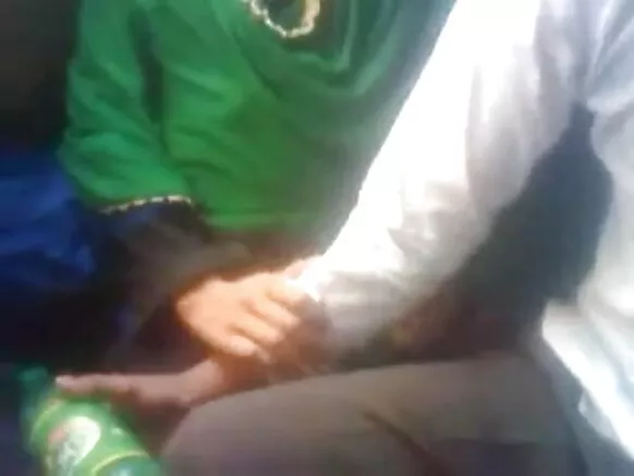 Kini tuntun ti o nṣe? Fidio fiimu ti o ni gbese.